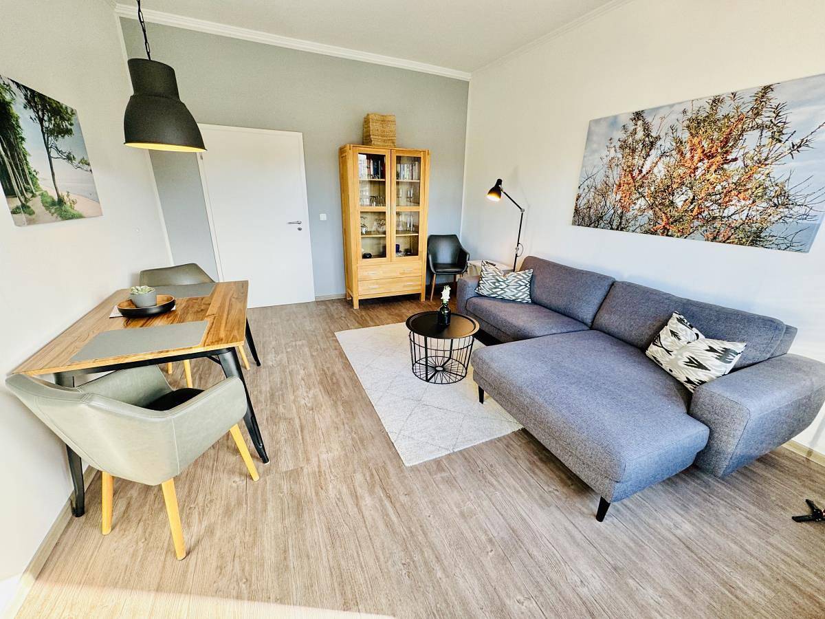 Ganze Wohnung, Stromdampfer, Hafenblick in Rostock, Rostock und Umgebung