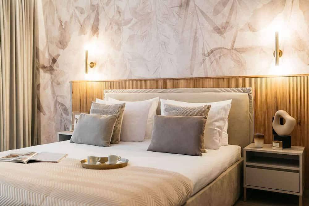Appartement entier, Discover a unique apartment near the market square in Cracovie, Petite-Pologne