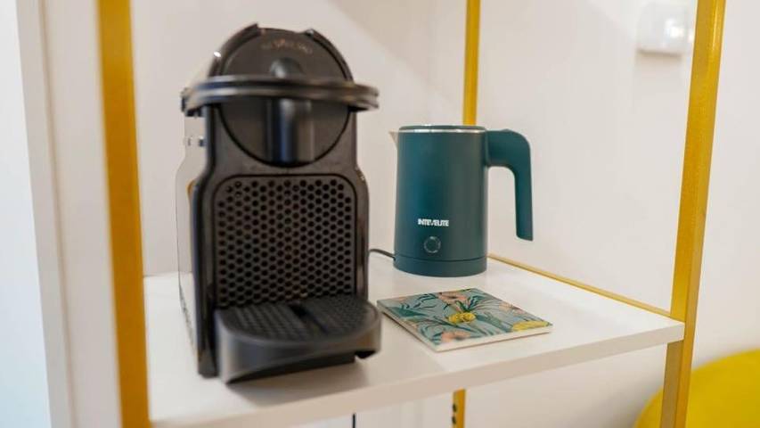 Gîte pour 2 personnes, avec balcon et vue à Introdacqua - 3