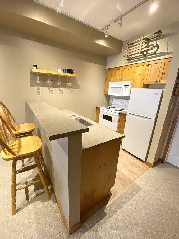 Ganze Wohnung, Getaway to the Mountains in Silver Star