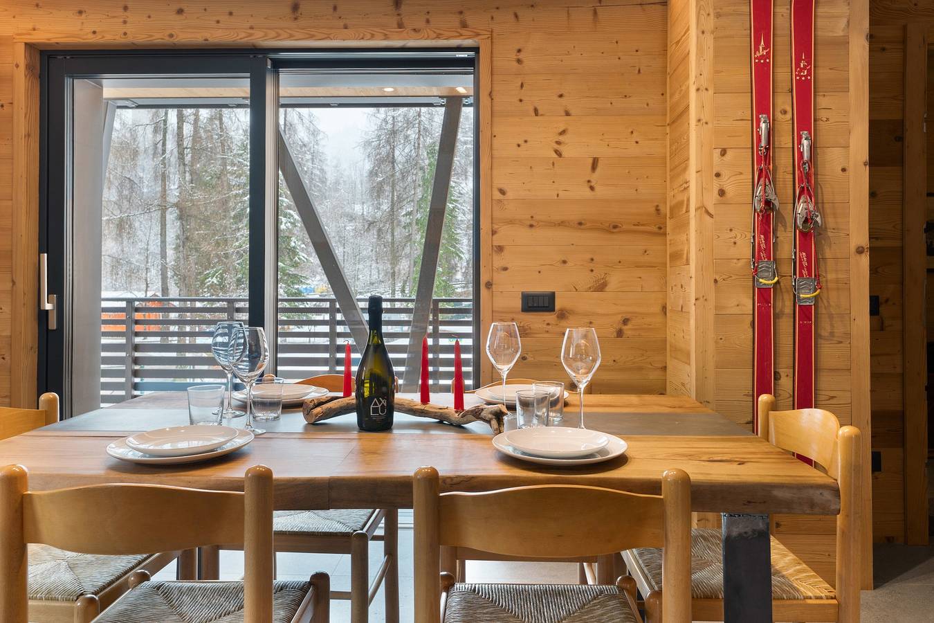 Ganze Wohnung, Ferienwohnung 'Cercen' mit großer Terrasse und Wlan in Ossana, Ortleralpen