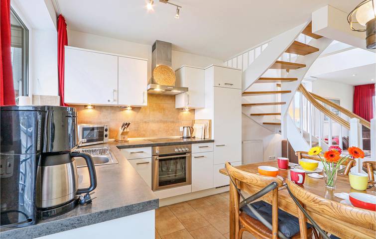 Ganze Ferienwohnung, Appartement am Strand mit Parkplatz, Wi-Fi & TV in Rechlin, Müritz