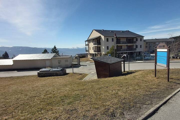 Holiday apartment for 6 people, with pool and terrace - 1