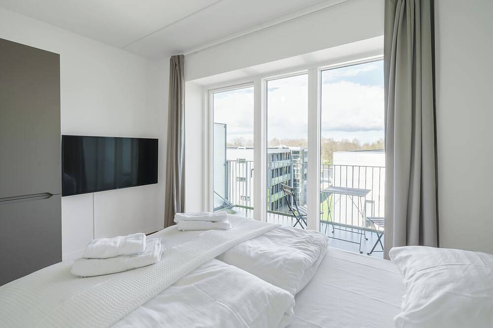Hel lejlighed, Fantastic Studio with balcony - 325 in Odense, Odense Kommune