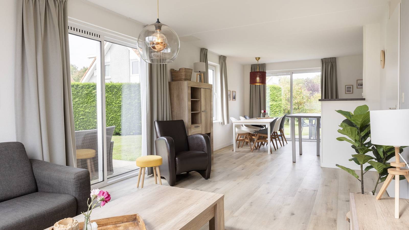 Summio Zeeland Village — Bungalow E Komfort in Scharendijke, Zeeuwse Kust