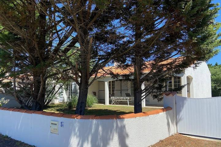 Location de vacances pour 5 personnes, avec Terrasse et Jardin dans Plage de La Sauzaie