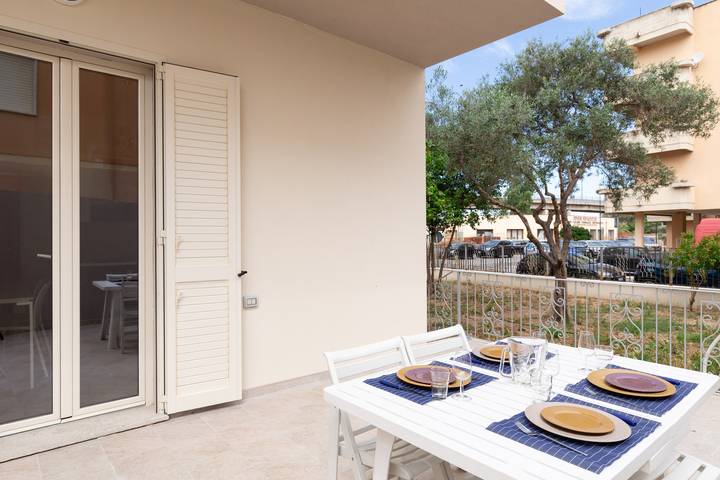 Holiday apartment for 6 people, with garden - 1