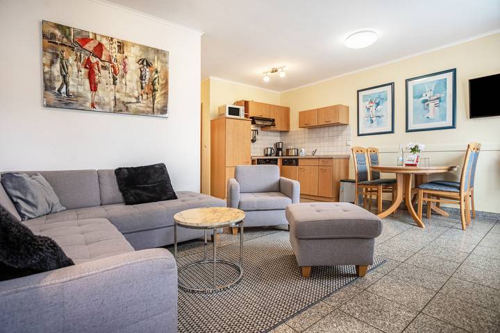 Ferienwohnung für 6 Personen, mit Balkon in Binz - 3