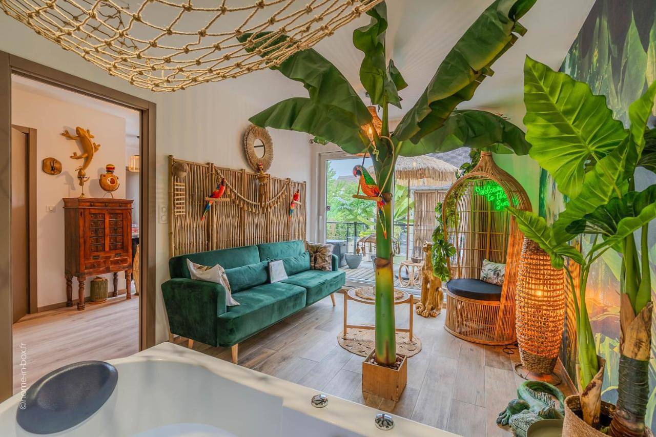 Double Room with Garden View in Nanteuil-lès-Meaux, Seine-et-Marne