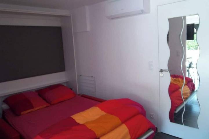 Gîte pour 4 personnes, avec terrasse dans Plage La Capte - 4