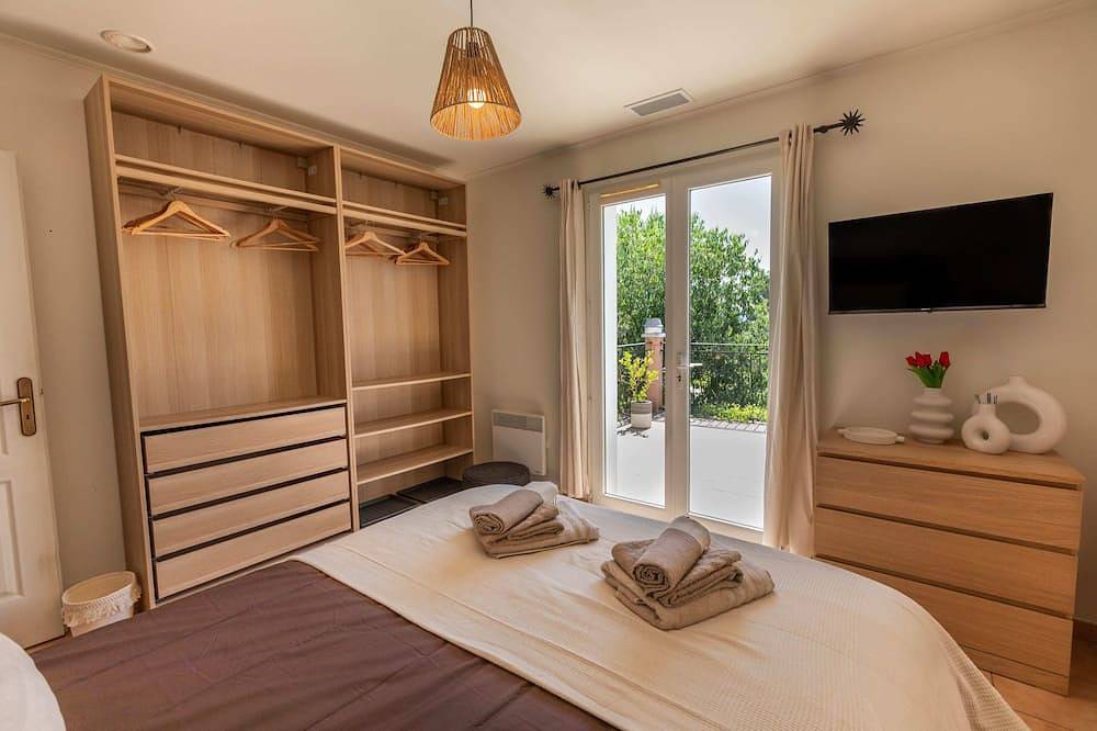 Villa provençale climatisée avec piscine privée in Montfort-sur-Argens, Brignoles Region