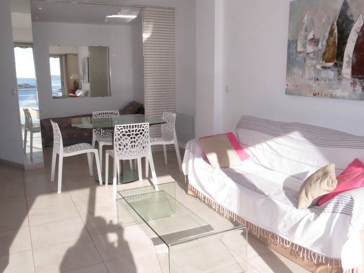 Appartement entier, Appartement 2 pièces climatisé face mer avec parking à Sainte-Maxime in Sainte-Maxime, Côte méditerranéenne (France)