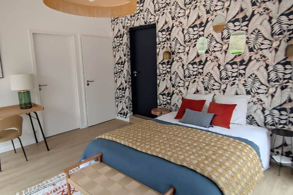 Gite 300m² 15 personnes avec spa, piscine intérieure et sauna proche puy du fou in Les Herbiers, Vallée de la Loire