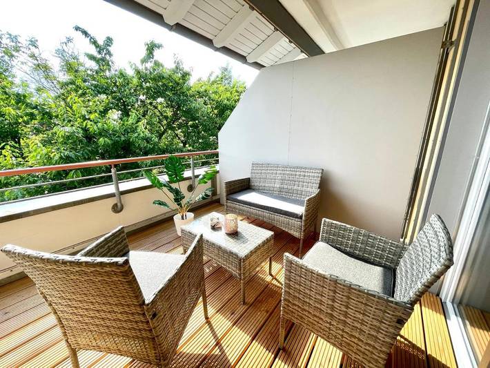 Ferienwohnung für 4 Personen, mit Balkon und Ausblick in Dresden