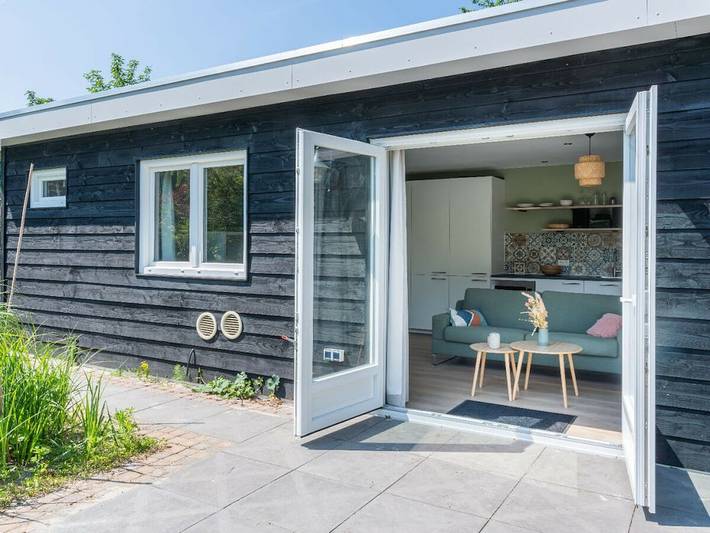 Ferienhaus für 2 Personen, mit Terrasse und Garten