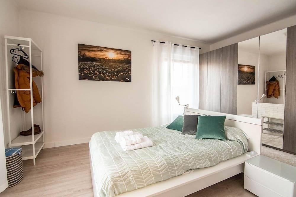 Entire apartment, Ideal apartment for couples and teleworking in Haro La Rioja in Haro, Rioja