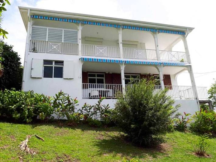 Location de vacances pour 6 personnes, avec balcon et jardin dans Plage Leroux
