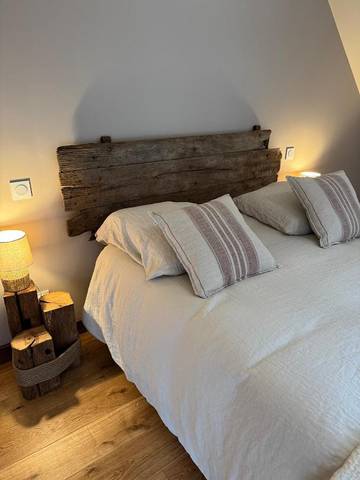 Maison d’hôte pour 2 personnes, avec terrasse et jardin ainsi que piscine et vue dans Méhers