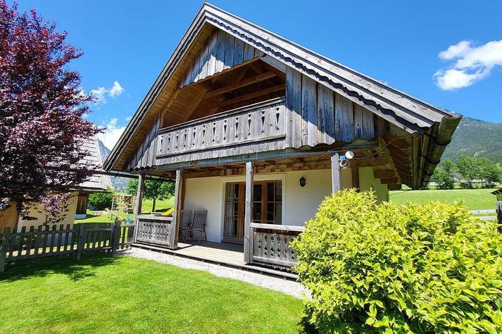 Ferienhaus für 6 Personen, mit Sauna und Garten sowie Balkon, mit Haustier