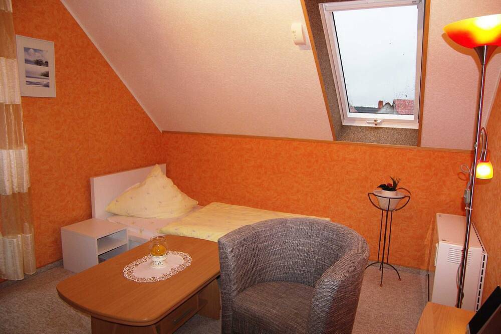 Entire apartment, Main apartment - holiday apartments Kenklies in Hohendorf (bei Wolgast), Wolgast