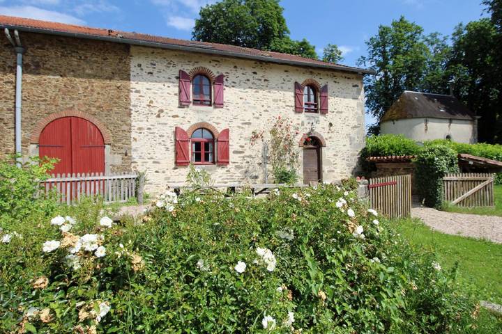 Gîte pour 15 personnes, avec Jardin