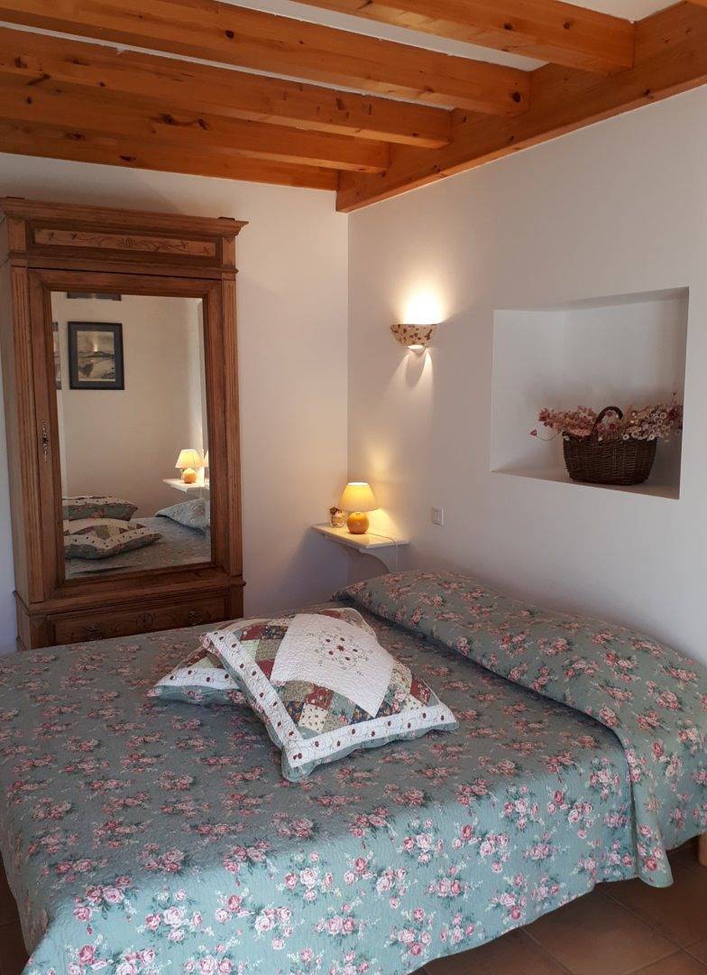 Chambres d'hôtes La Bourdasse - Chambre La Pyrénéenne in Loubens, Parc naturel régional des Pyrénées ariégeoises