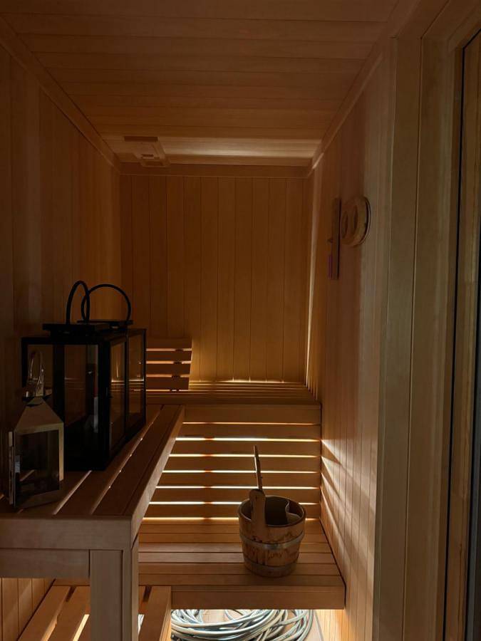 Spacious modern family chalet in Solhovda close to hiking, skiing & nature in Geilo, Hol