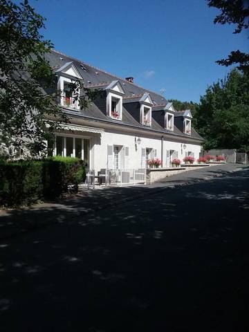 Hôtel pour 2 personnes, avec terrasse à Saint-Martin-le-Beau
