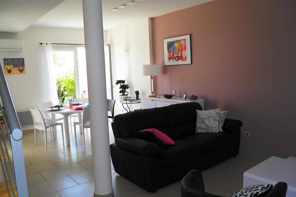 Villa moderne 4 pièces à 800m de la plage avec climatisation et parking in Sète, Côte méditerranéenne (France)