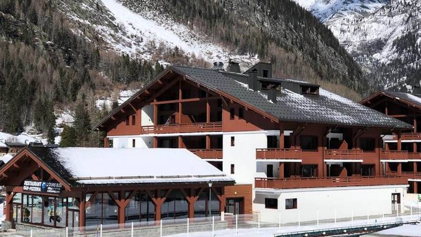 Gîte pour 3 personnes, avec sauna et balcon, animaux acceptés à Vallorcine - 2