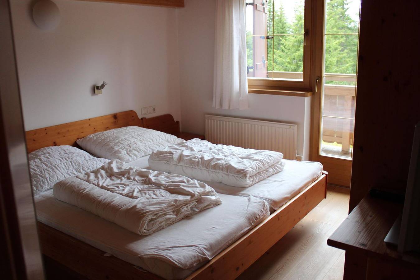 Semi-detached house with breathtaking mountain views and close to the slopes Zillertal Arena in Hochkrimml, Krimml