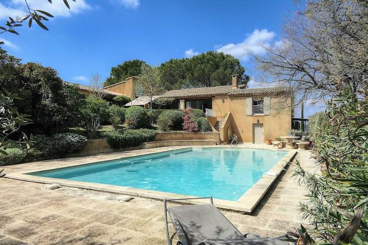 Villa pour 6 personnes, avec jardin ainsi que piscine et balcon, animaux acceptés - 1