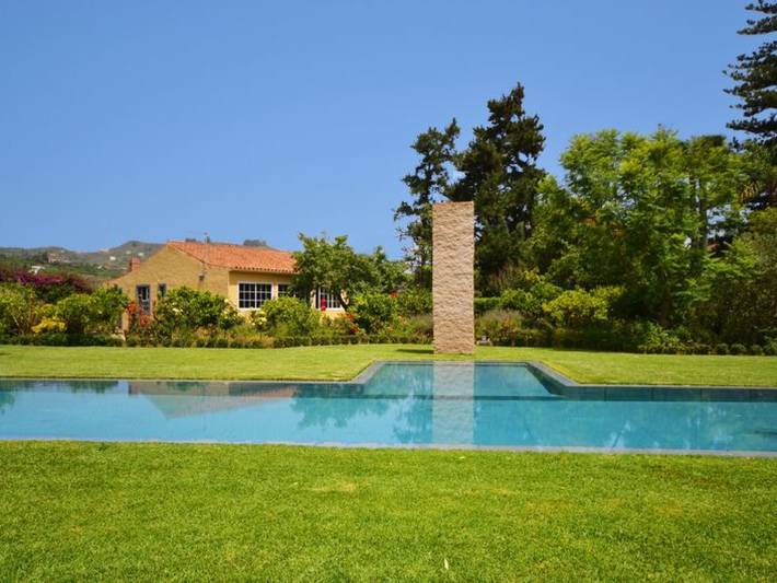 Casa rural para 4 personas, con jardín y piscina en Santa Brígida