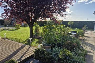 Gîte pour 2 personnes, avec piscine et jardin dans Ambrumesnil