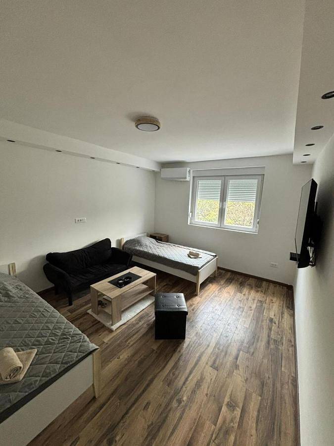 Gîte pour 4 personnes, avec terrasse et vue dans Kursumlija - 2