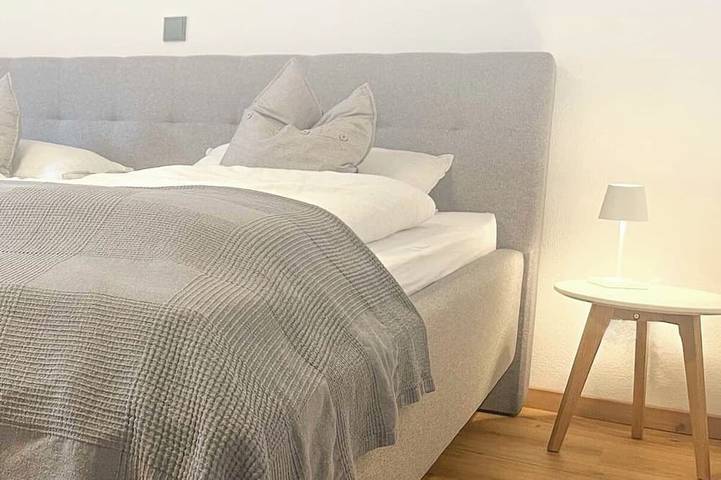 Renoviertes schön eingerichtetes Ferienhaus „Sannchen“ in der Eifel… in Dahlem, Rureifel (Nordrhein-westfalen)
