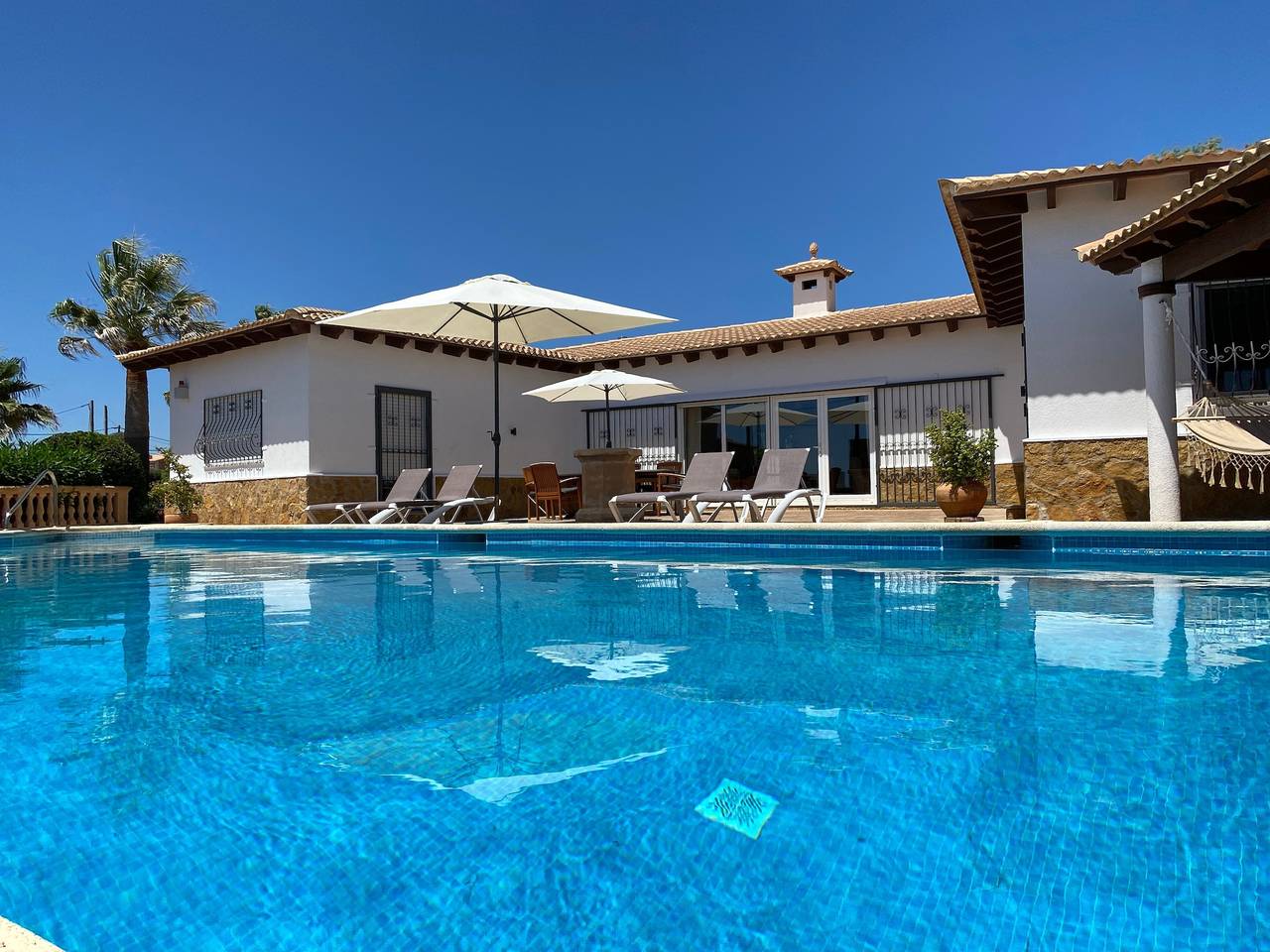 Grande piscine et vue sur la mer- Casa Estrella de Mar in Cala Pi, Llucmajor