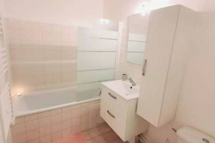Apartamento entero, *Quiet & Warm in Bourges, Región de Bourges