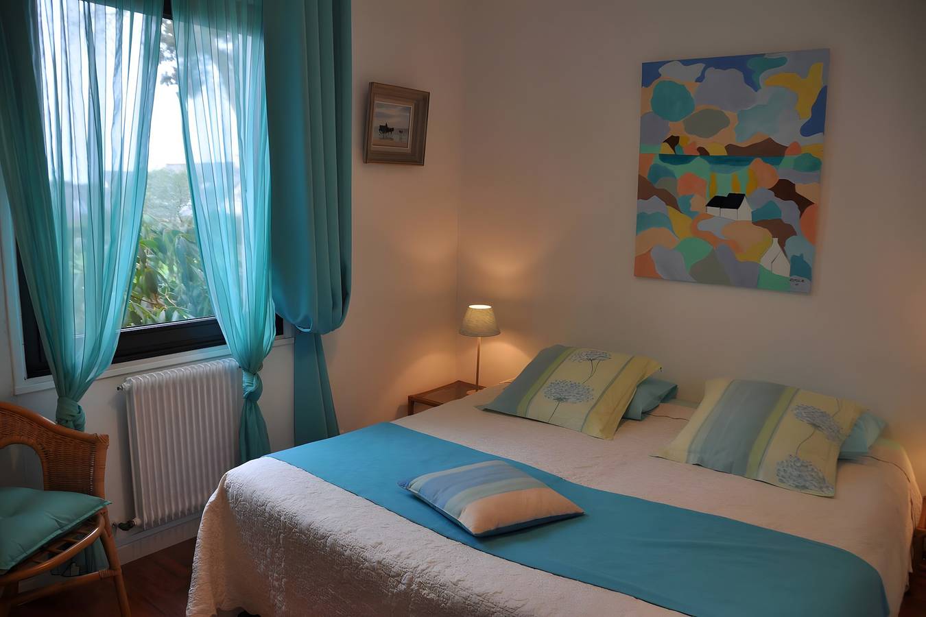 Chambre d’hôtes « Suite Turquoise » avec terrasse partagée, jardin privé et Wi-Fi in Perros-Guirec, Côte de Granit Rose