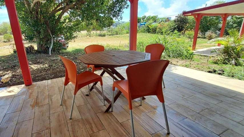 Location de vacances pour 4 personnes, avec piscine et terrasse dans Anse Tarare - 2