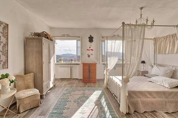 Villa for 11 People in San Gimignano, Chianti, Photo 2