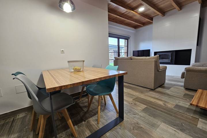 Apartamento entero, Acogedor Apartamento Urbano: Wi-Fi, Lavavajillas, Cocina Completa in Castropol, Costa Verde