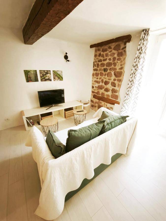 Appartement entier, Studio cosy au coeur de Puget sur Argens in Puget-sur-Argens, Côte méditerranéenne (France)
