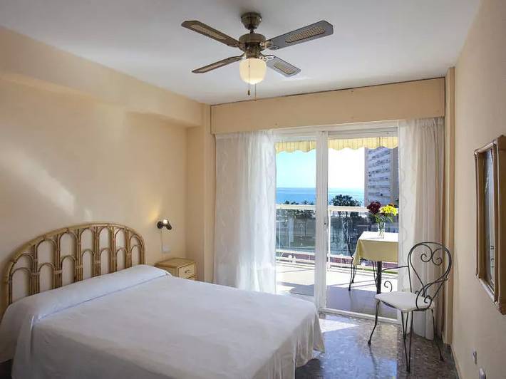 Entire apartment, 4 Pièces 6 Personnes in Platja de Sant Antoni (Cullera), Cullera