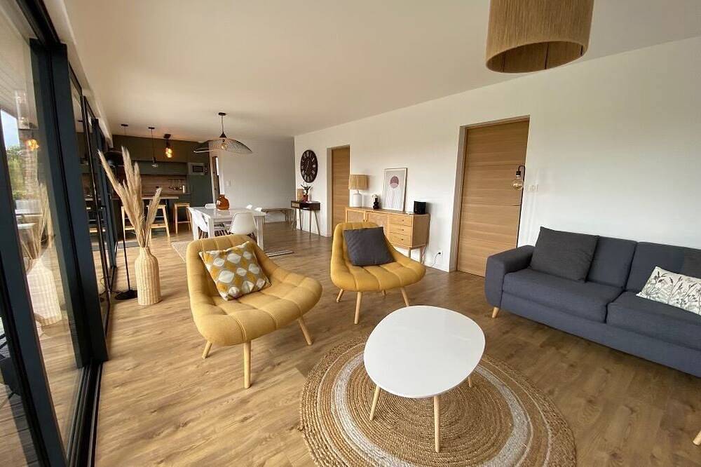 Sur la Côte d'Opale, Maison familiale 4/6 personnes, piscine privée chauffée. in Widehem, Région de Montreuil