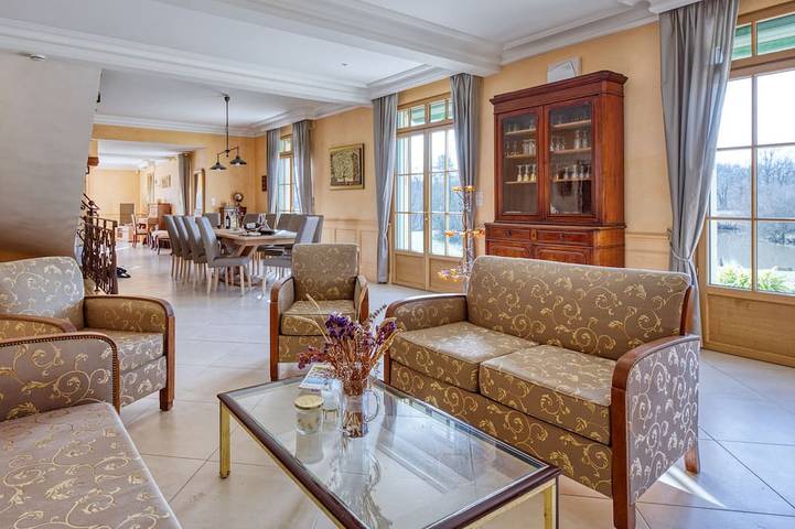 Location de vacances pour 18 personnes, avec jardin et sauna à Petit-Palais-et-Cornemps - 3