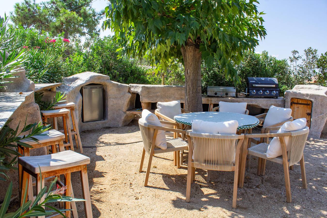 Villa für 12 Personen mit Garten in San Ciprianu, Lecci