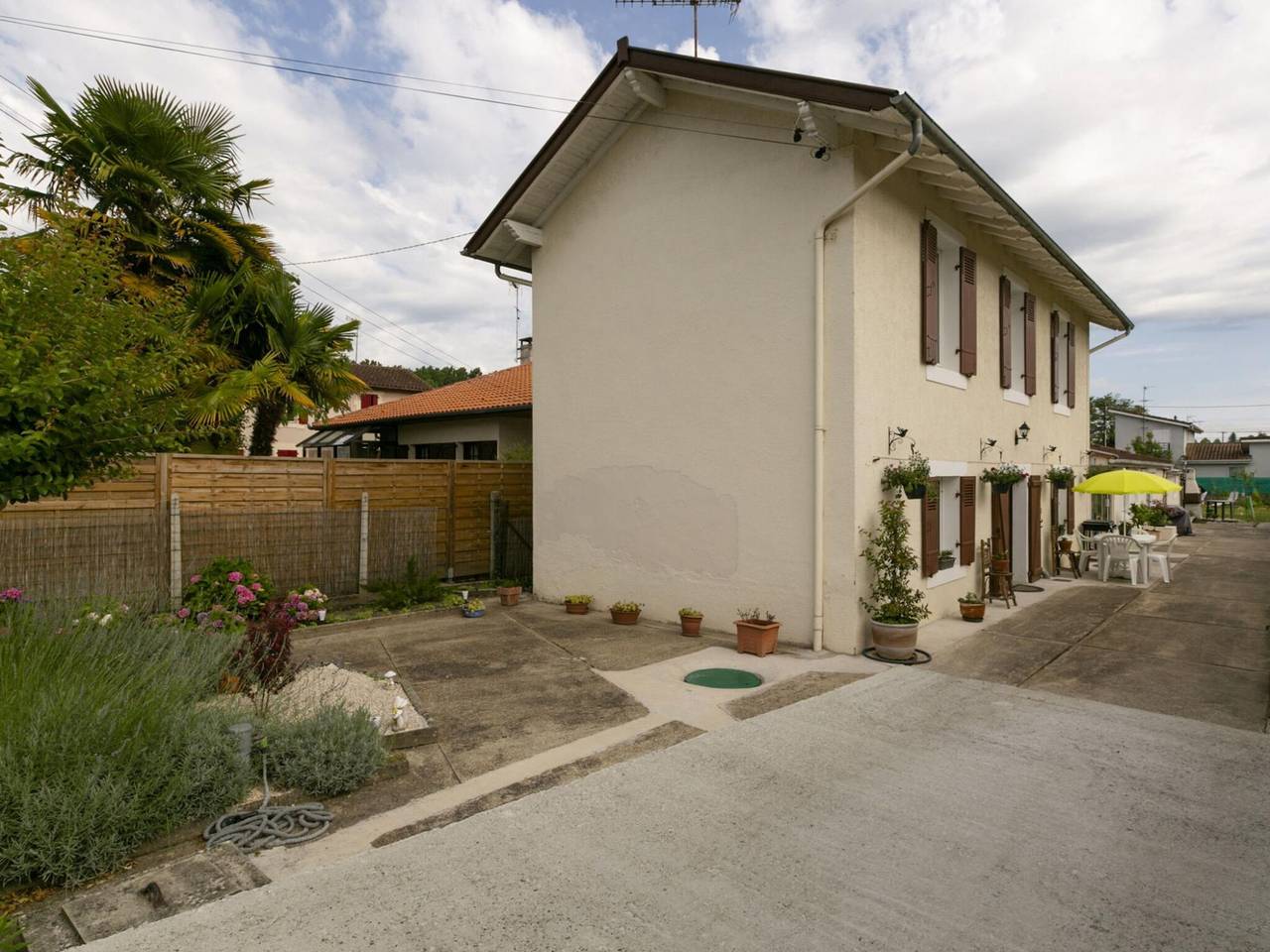 Pretty Holiday Home in Dax with Garden in Dax, Dax region