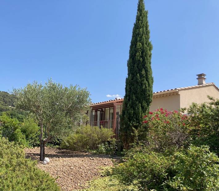 Location de vacances pour 4 personnes, avec jardin ainsi que piscine et terrasse dans le Vaucluse - 4