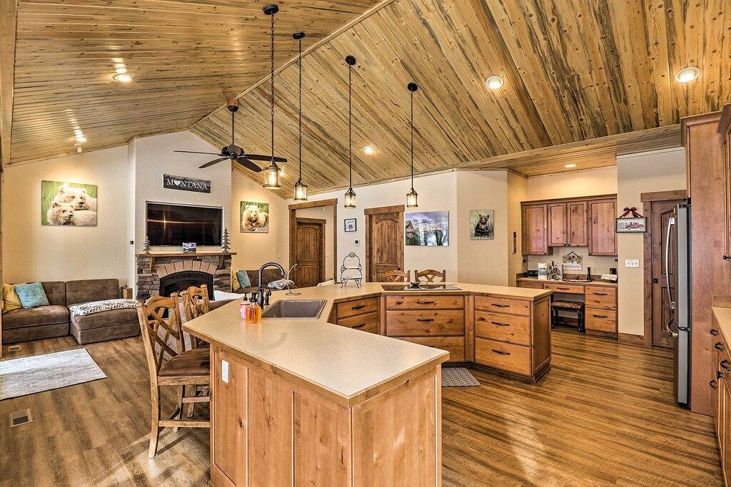 Bigfork Modern Living - Pet & Family Friendly! in Flathead Nationalwald